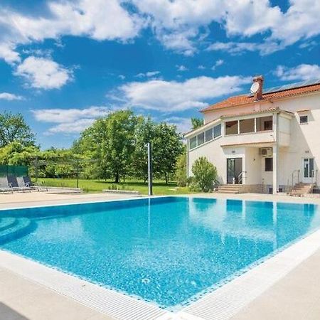 Apartment Suzy Вантачичі Екстер'єр фото